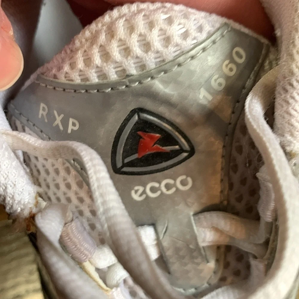 Ecco sz 8-8.5 Mens RXP 166C walking tennis shoes